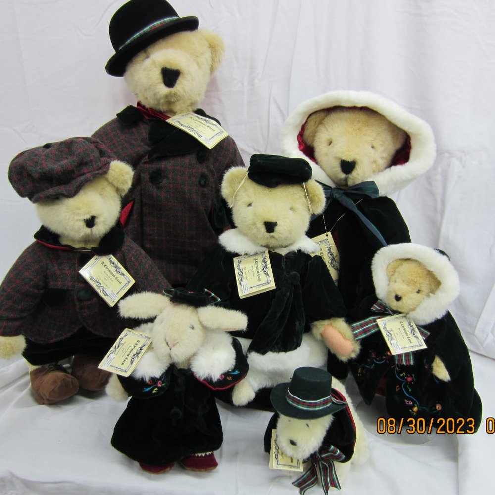 NABCO Muffy Vanderbear A Christmas Carol Bearly in Tune North American Bear Co